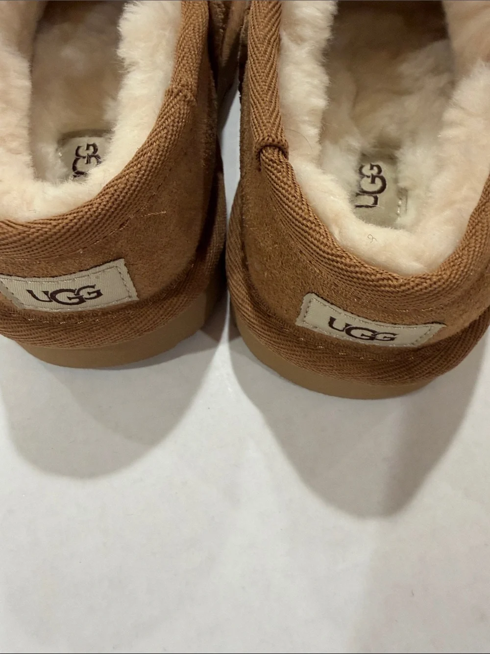 UGG Kids' Classic Slipper in Chestnut